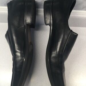 Kenneth Cole Black Loafers Sleek Slip-On Shoes